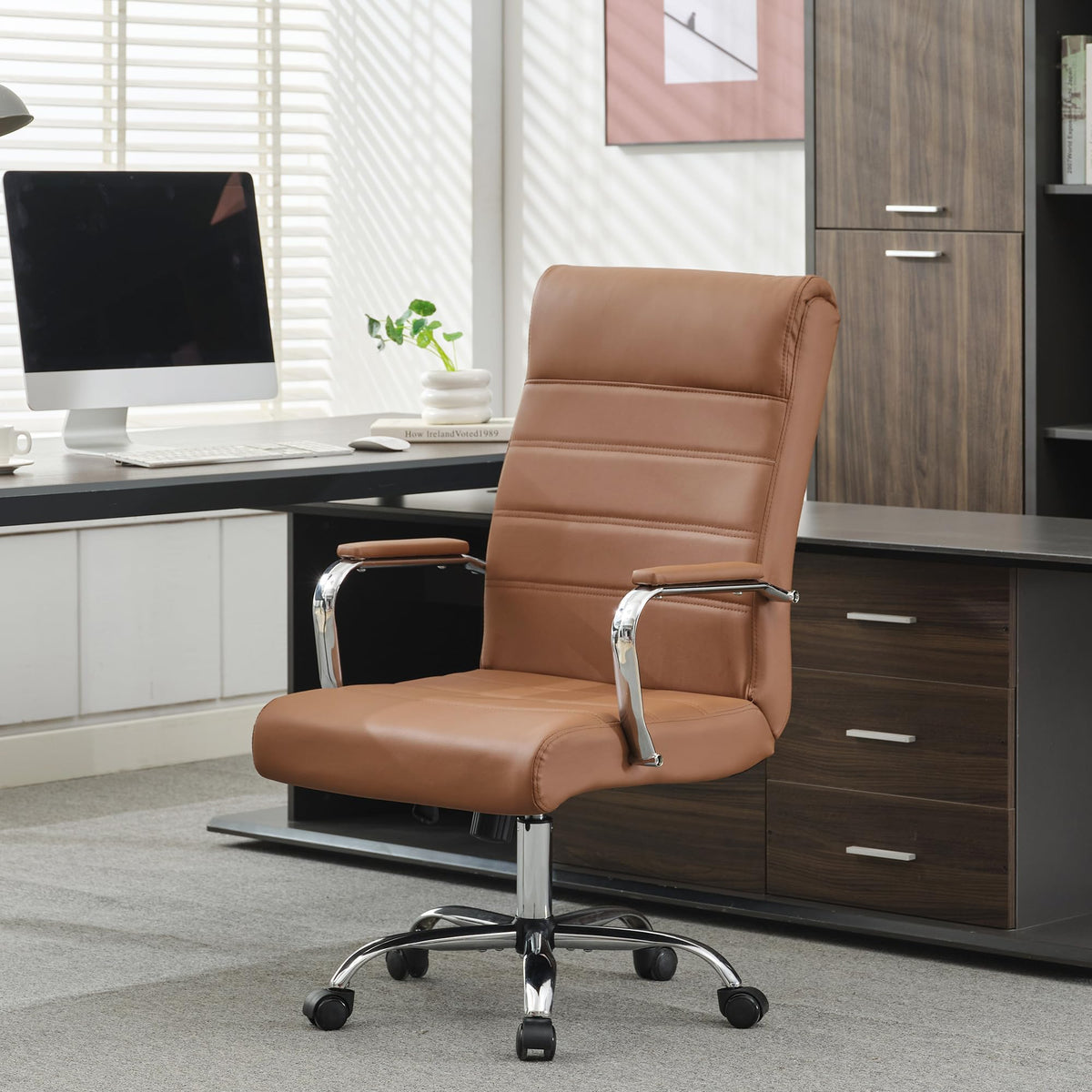 Brown Leather High Back Office Chair with Armrest E495442